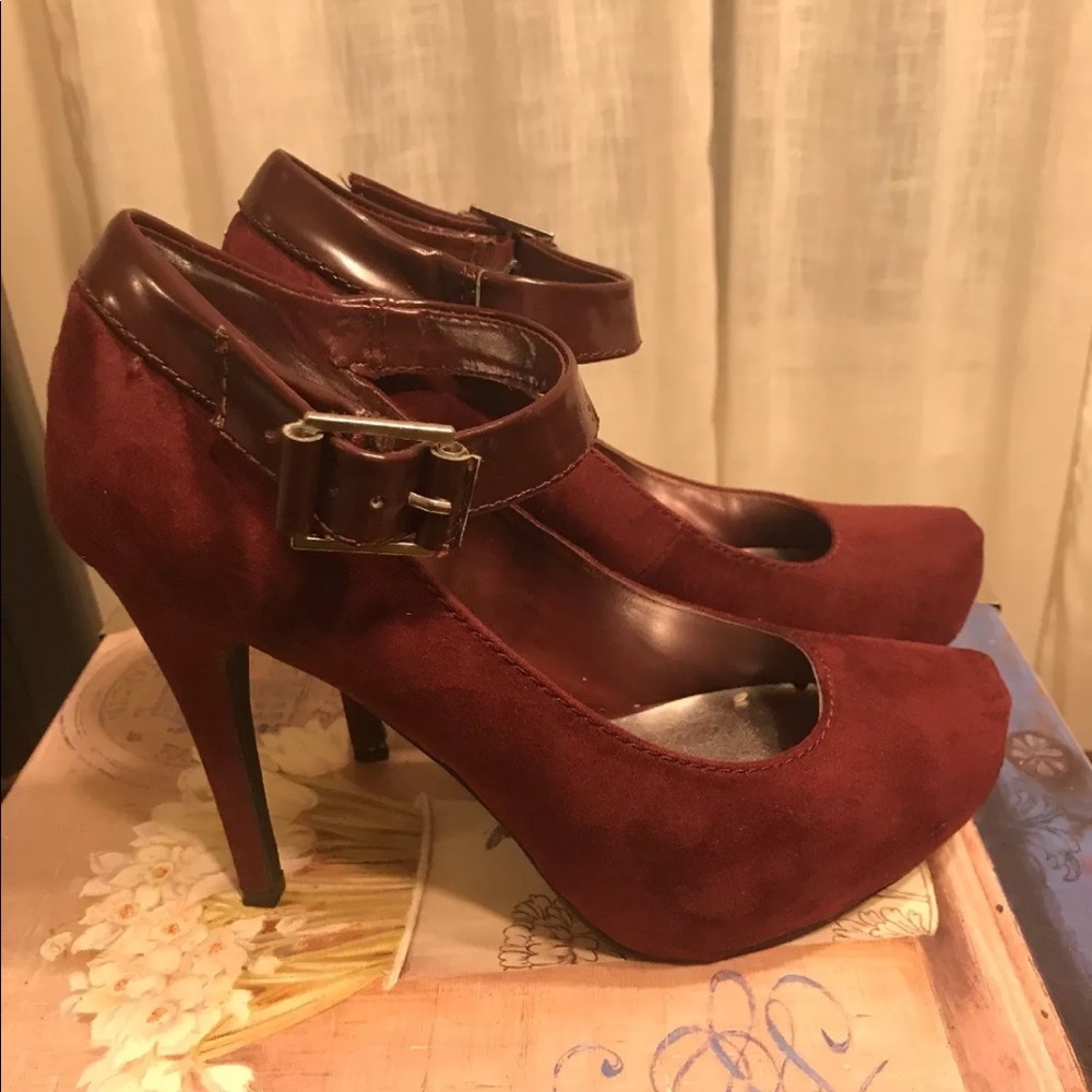 Penny Loves Kenny Stiletto Pumps Faux Suede 8.5 M